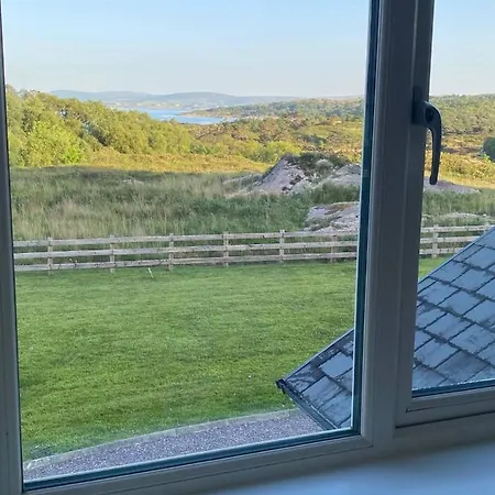Monterno, Luxury Glengarriff, County Cork - Sleeps 8 Hotel